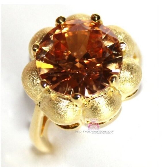 Flower Petals Bloom Brushed Matte Gold Plated Topaz Cubic Zirconia Ring Size 6 - Picture 1 of 3